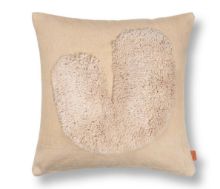 Bild von Ferm Living Lay Kissen 50 x 50 cm – Sand/Gebrochenes Weiß