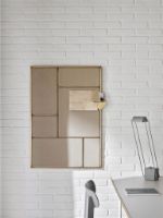 Bild von Please Wait To Be Seated Nouveau Pin H: 89 cm - Leinwand/Messing FORUDBESTIL: 2026