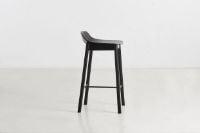 Bild von Woud Mono Counter Chair SH: 65 cm - Sort