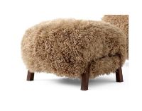 Bild von &Tradition Wulff Pouf ATD3 SH: 39 cm – Schaffell Honig/Walnuss