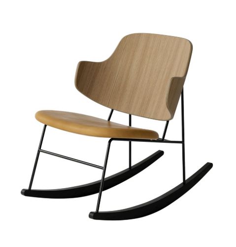 Audo Copenhagen The Penguin Schaukelstuhl SH: 42 cm – Natureiche/Leder Cognac