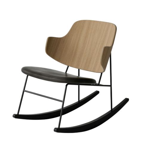 Audo Copenhagen The Penguin Schaukelstuhl SH: 42 cm – Natureiche/Leder Schwarz