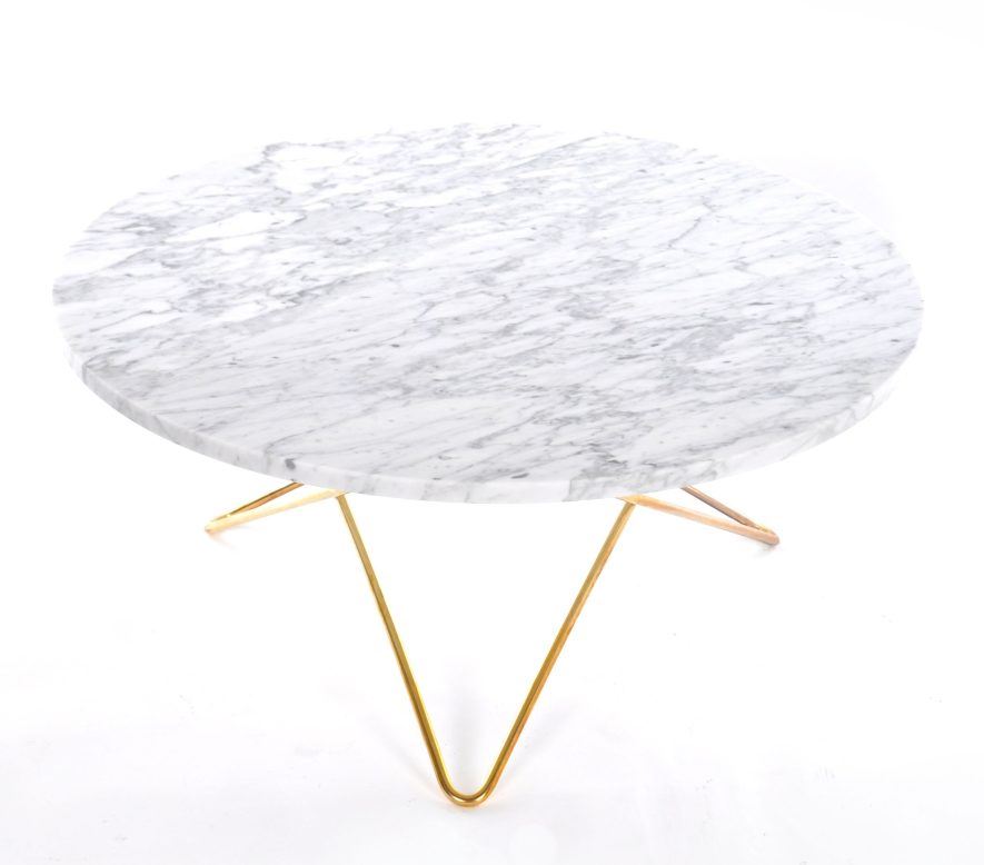 Bild von OX Denmarq O Table Couchtisch Ø: 80 cm – Messing/weißer Carrara-Marmor