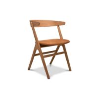 Bild von Sibast Furniture No 9 Esszimmerstuhl SH: 45 – Geölte Eiche/Anilinleder Seide Cognac 0250 – 250