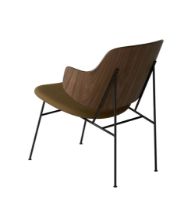 Bild von Audo Copenhagen The Penguin Lounge Chair SH: 42 cm – Walnuss/Neuwolle Gelber Ocker