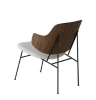 Bild von Audo Copenhagen The Penguin Lounge Chair SH: 42 cm – Walnuss/Hallingdal Grau