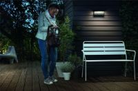 Bild von PHILIPS Bustian IR-LED-Wandleuchte mit Bewegungssensor L: 22 cm – Anthrazitgrau/Aluminium/Warmweiß