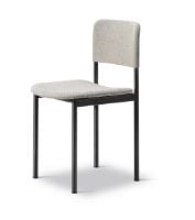 Bild von Fredericia Furniture 3414 Plan Vollpolsterstuhl SH: 45 cm – Safire 008/Schwarz