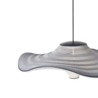 Bild von Handgefertigte fliegende Lampe Ø: 96 cm – Haze Blue