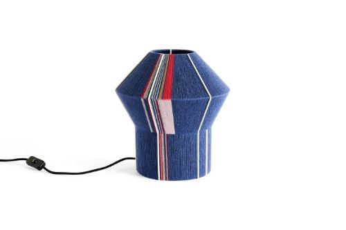 HAY Bonbon Shade 310 31x31 cm - Petit Blau