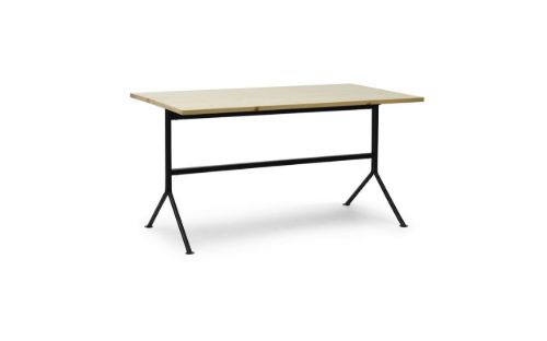 Normann Copenhagen Kip Schreibtisch 150x80 cm - Schwarzer Stahl/Kiefer