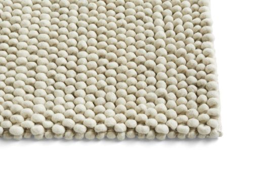 HAY Peas Teppich 140 x 200 cm – Creme