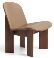 Bild von HAY Chisel Lounge Chair Polstret SH: 39 cm – Lackierter Walnuss/Sense-Leder Nougat