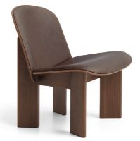 Bild von HAY Chisel Lounge Chair Polstret SH: 39 cm – Lackierter Walnuss/Sense-Leder Dunkelbraun