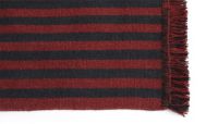 Bild von HAY Stripes And Stripes Wolle 52x95 cm - Kirsche