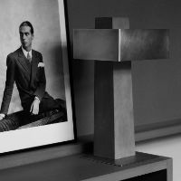 Bild von DCW Editions IOTA Tischleuchte H: 43,4 cm – Gold 