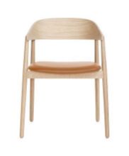 Bild von Andersen Furniture AC2 Stuhl SH: 43,5 cm – Eiche/Cognac-Leder