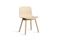 Bild von HAY AAC 12 About A Chair SH: 46 – Lackierte massive Eiche/Pale Peach