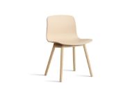 Bild von HAY AAC 12 About A Chair SH: 46 – Geseifte massive Eiche/Blasser Pfirsich