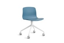 Bild von HAY AAC 14 About A Chair SH: 46 cm – Weiß pulverbeschichtetes Aluminium/Azurblau