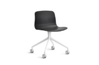 Bild von HAY AAC 14 About A Chair SH: 46 cm – Weiß pulverbeschichtetes Aluminium/Schwarz