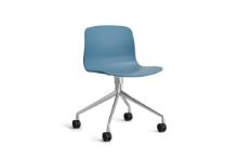 Bild von HAY AAC 14 About A Chair SH: 46 cm – Poliertes Aluminium/Azurblau