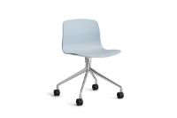 Bild von HAY AAC 14 About A Chair SH: 46 cm – Poliertes Aluminium/Schieferblau