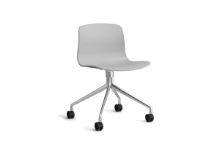 Bild von HAY AAC 14 About A Chair SH: 46 cm – Poliertes Aluminium/Beton