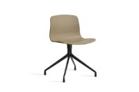 Bild von HAY AAC 10 About A Chair SH: 46 cm – Schwarz pulverbeschichtetes Aluminium/Ton