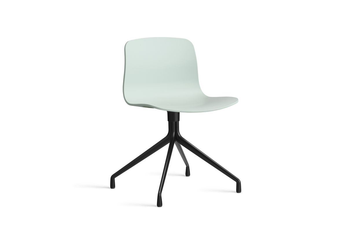 Bild von HAY AAC 10 About A Chair SH: 46 cm – Schwarz pulverbeschichtetes Aluminium/Dusty Mint