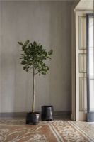 Bild von Ferm Living Esca Pot XL H: 36 cm - Schwarz