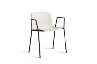 Bild von HAY AAC 18 About A Chair SH: 46 cm – Schwarz pulverbeschichteter Stahl/Melange-Creme