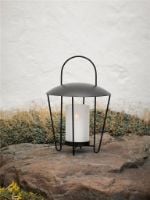 Bild von Ferm Living Abri Laterne H: 44,5 cm - Schwarz