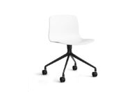 Bild von HAY AAC 14 About A Chair SH: 46 cm – Schwarz pulverbeschichtetes Aluminium/Weiß