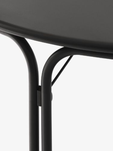 &Tradition Thorvald SC98 Space Copenhagen Outdoor-Esstisch Ø: 115 cm – Warmes Schwarz