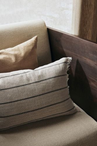 Ferm Living Calm Kissen 40x60 cm - Kamel/Schwarz