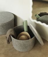 Bild von Normann Copenhagen Hide Pouf Klein 39x52,5 cm - Grau