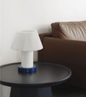 Bild von Normann Copenhagen Cellu Tischleuchte H: 35 cm - Hellblau