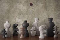 Bild von Ferm Living Yara Vase Small H: 24 cm - Grey Pumice
