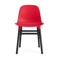 Bild von Normann Copenhagen Form Stuhl SH: 44 cm - Schwarze Eiche/Hellrot