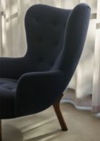 Bild von &Tradition Petra VB3 Lounge Chair & Pouf SH: 40 cm – Walnuss geölt/Vidar 554