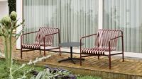 Bild von HAY Neu Table Low + Palisade Lounge Chairs Low Gartenmöbel-Set – Anthrazit/Eisenrot