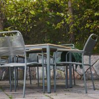 Bild von Mandalay Toscana Gartentisch L: 132 cm und 4 Verona Gartenstühle mit Teakholz-Armlehnen – Olivgrün