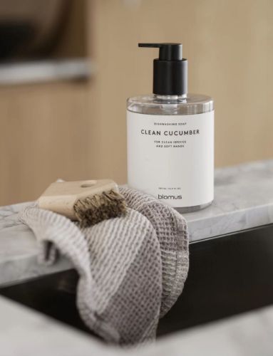 Blomus Satomi Spülmittel 500 ml – Saubere Gurke
