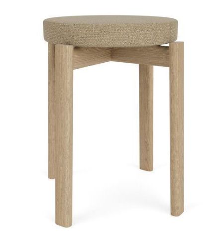 Audo Copenhagen Passage Hocker gepolstert H: 47,5 cm - Eiche Natur/Bouclé 02 Beige