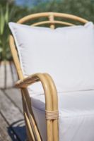 Bild von Sika-Design Charlottenborg Stuhl SH: 39 cm – Alurattan Natur/Weiß Sitz- und Rückenkissen mit Quick Dry Foam
