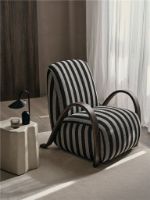 Bild von Ferm Living Buur Loungesessel Louisiana H: 87 cm - Dunkel gebeizte Eiche/Sand/Schwarz