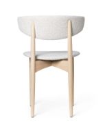 Bild von Ferm Living Herman Esszimmerstuhl H: 75,5 cm - Weiße Buche/Off-White Soft Bouclé