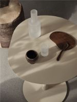 Bild von Ferm Living Pond Cafétisch Ø: 64 cm - Stahl/Kaschmir