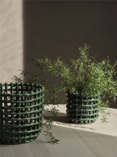 Ferm Living Keramikkorb Groß Ø: 23,5 cm - Smaragdgrün